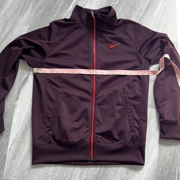 Maroon Nike Jacket size XL Youth black and orange detailing fits womens M/L - Picture 10 of 12